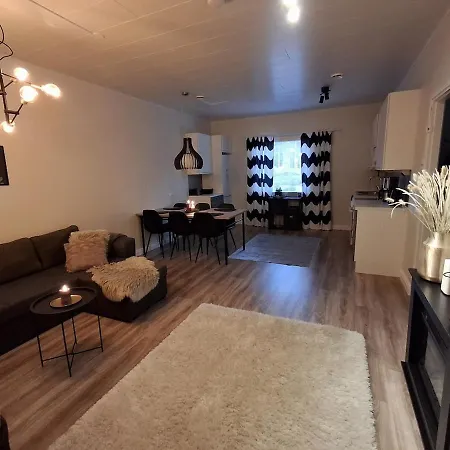 Lägenhet Kivikumpu Near Center Rovaniemi