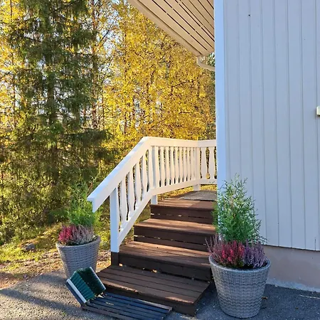 Kivikumpu Near Center 公寓