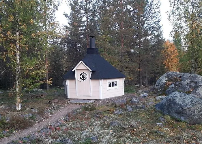 Kivikumpu Near Center Rovaniemi